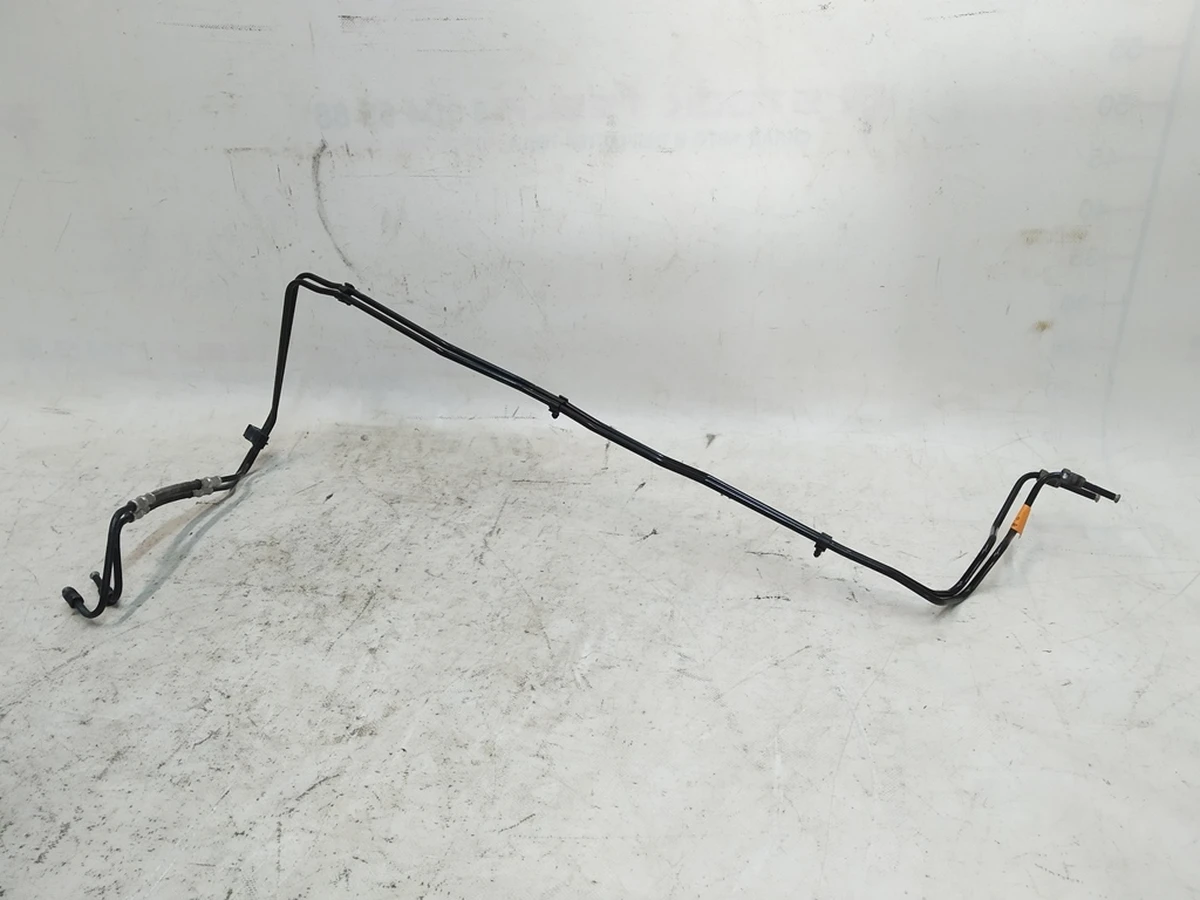 1 Трубопровід гальмівної системи (від головного циліндра до ABS) 2 трубки в комплекті Tesla Model X 1027711-00