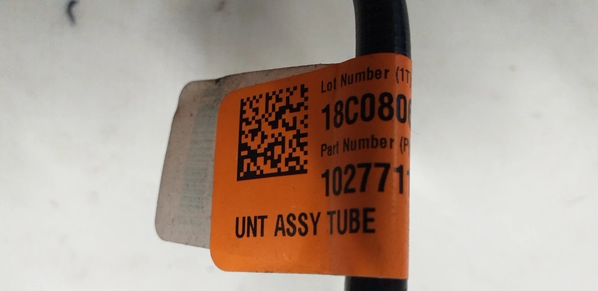 1 Трубопровод тормозной системы (от главного цилиндра к ABS) первый Tesla model X 1027711-00-C