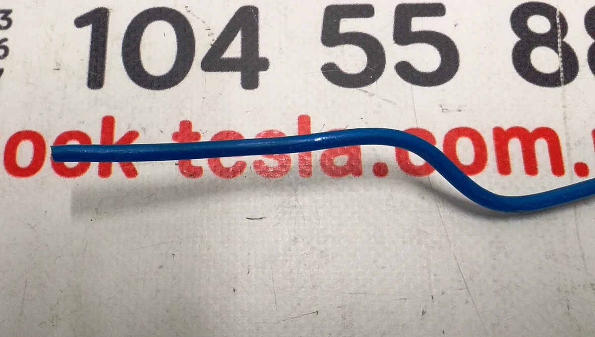 3 Front left compressor pneumatic line (blue) with damage Tesla model X 1027933-00-D