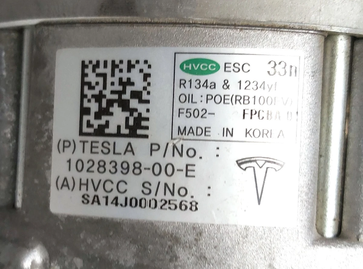 1 Компрессор кондиционера AWD без проводки Tesla model S 1028398-00-J