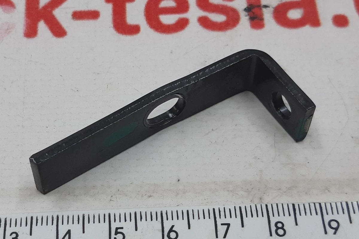 Bracket limiter of the main high-voltage battery small Tesla model S 1028600-00-B