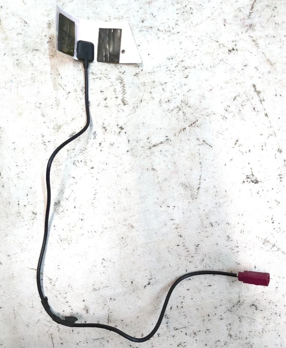 1 Антена TELL дзеркала зовнішнього лівого Tesla model S, model S REST 1041317-00