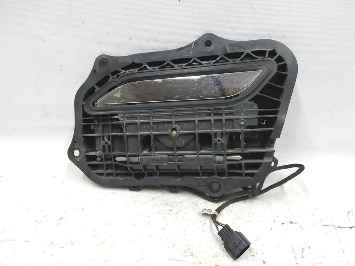 1 Outer front left handle mechanism assembly GEN 1 (without inner seal) Tesla model S 1135718-S0-A