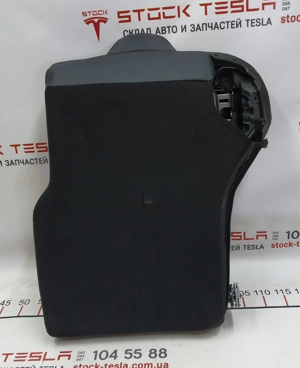 2 Seat back. 2nd row one. BASE BLK without lock, lock handles and decor. pads Tesla model S, model S REST 1030476-01-A
