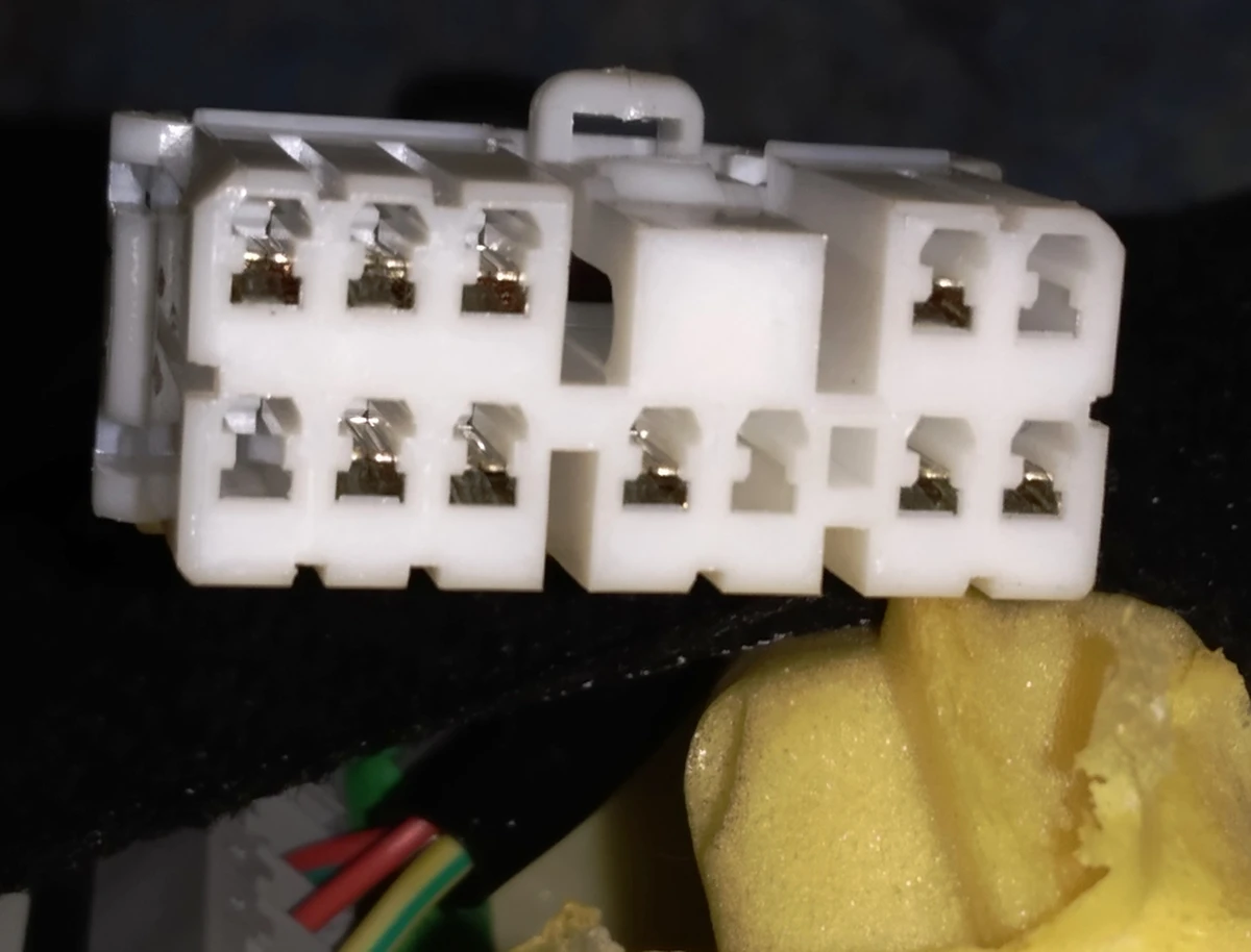 3 Диван другого ряду сидінь (з підігрівом та датчиками присутності) PREM GRY Tesla model S, model S REST