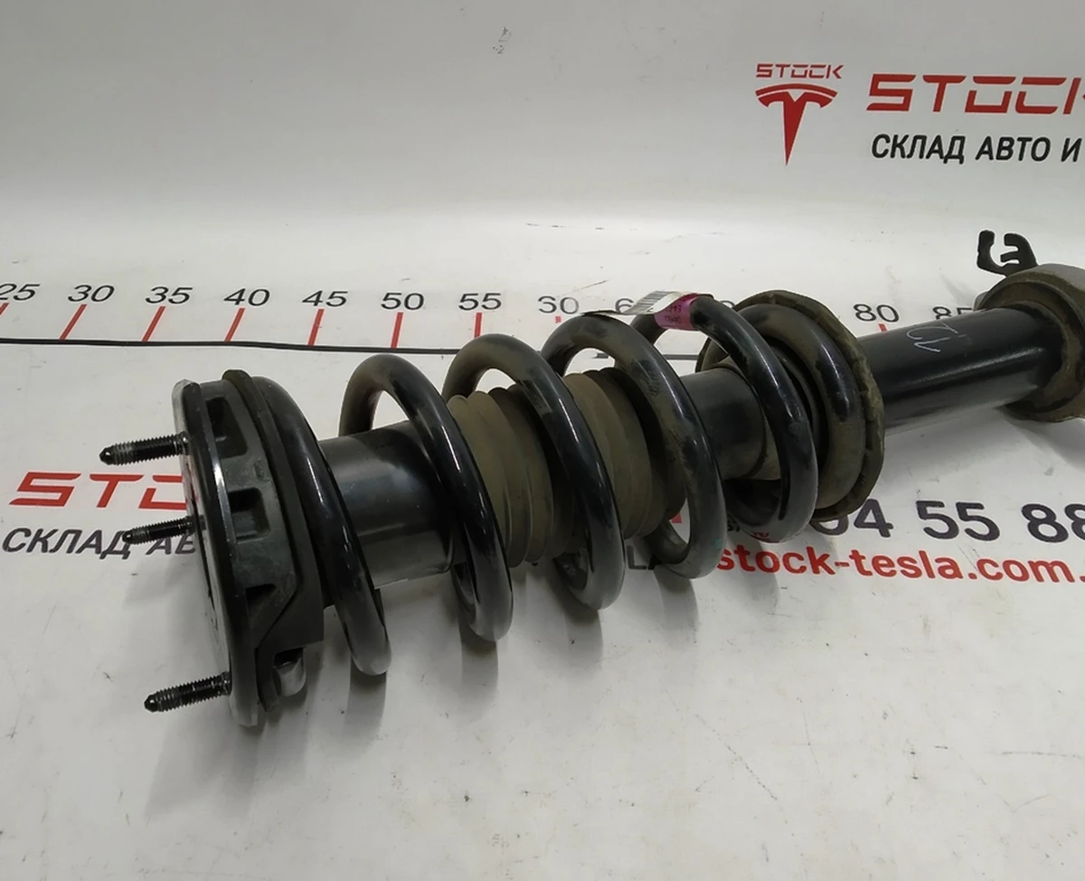 1 Front spring module S2 AWD Tesla model S REST1030607-01-A
