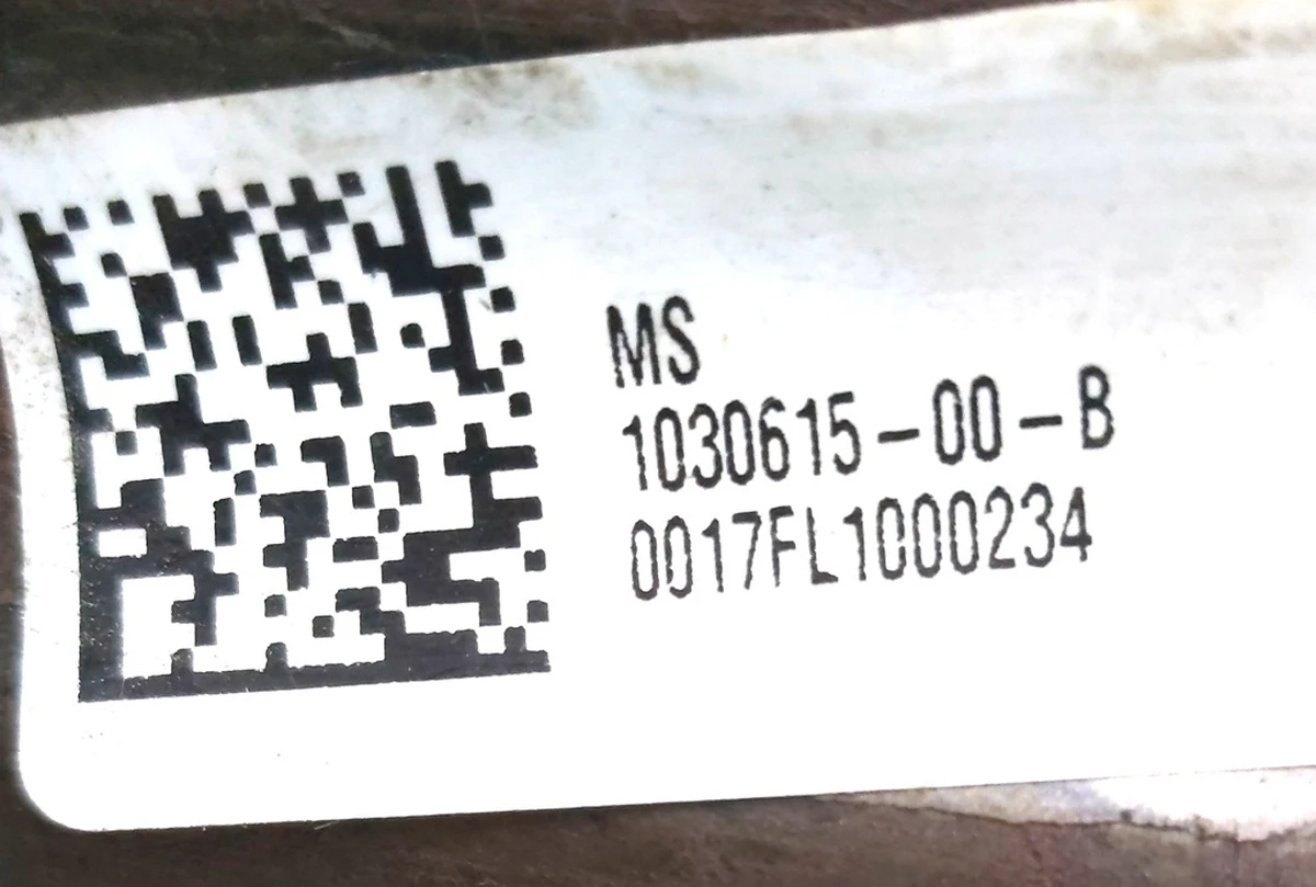 Шрус внутрішній приводного вала переднього в зборі з тришипом і стопорним кільцем Tesla model S, model S REST 1030615-00