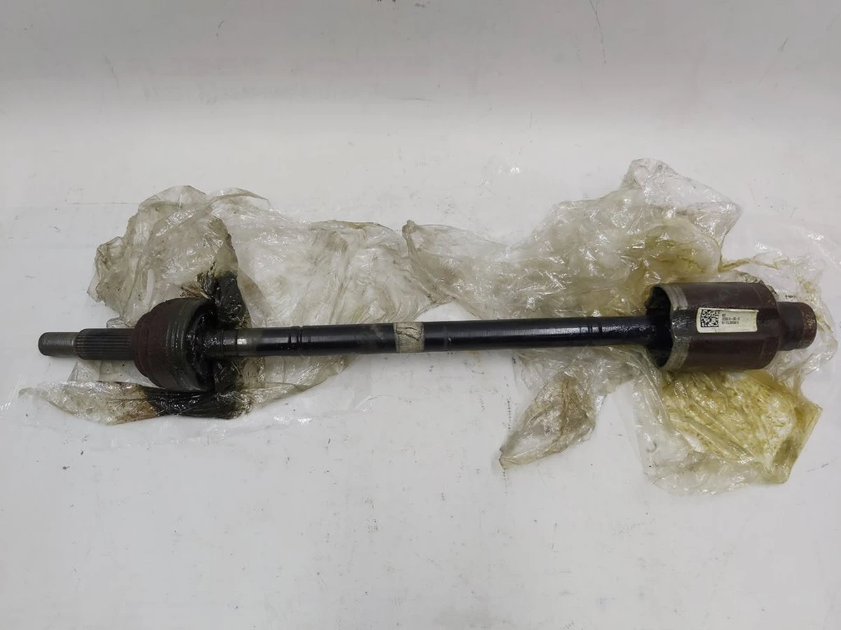 2 Front right axle shaft without anthers and clamps AWD Tesla model S, model S REST 1030616-00-D