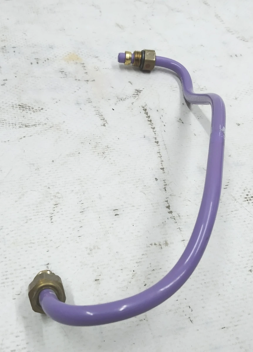 Трубка блоку клапанів пневмопідвіски (велика) Tesla model S 1030624-00-A