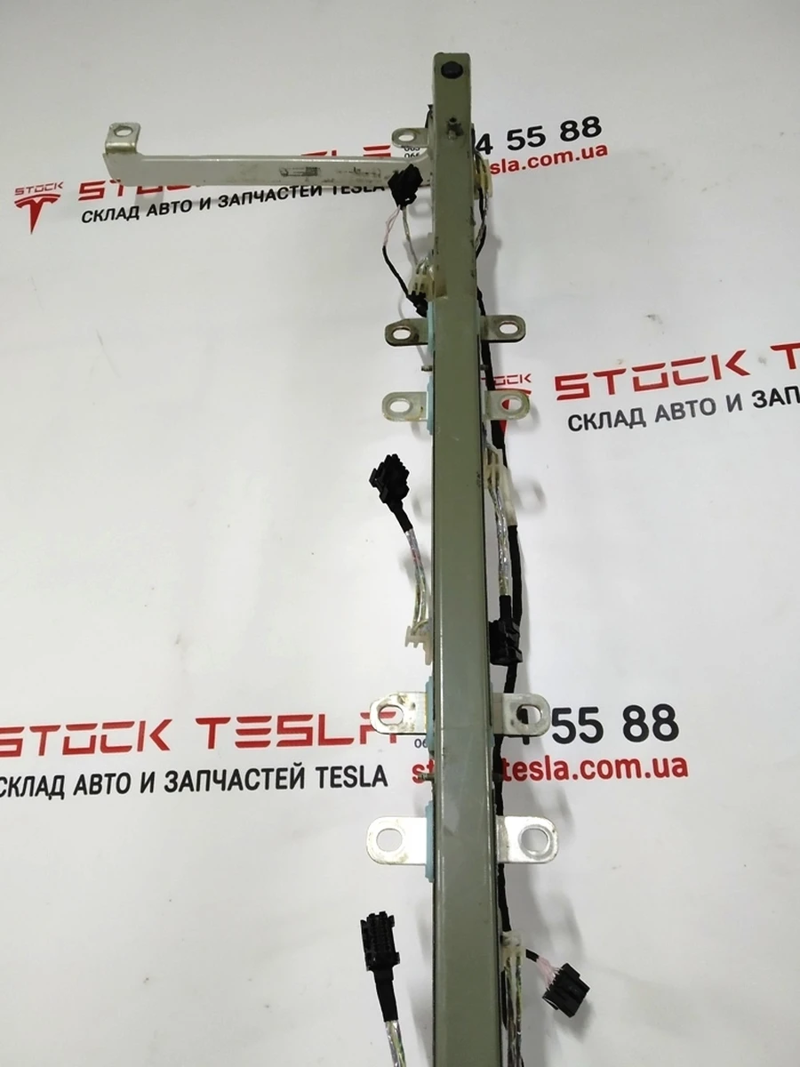 Распорка-усилитель (шина) основной батареи (энерго распределяющий) Tesla model S 1031043-00-E