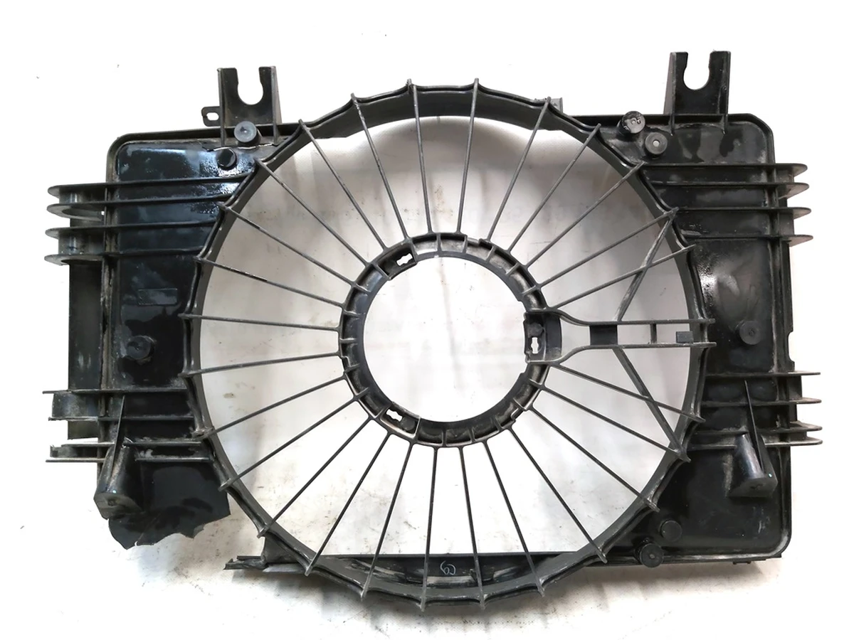 2 Корпус вентилятора кондиционера с повреждением Tesla Model X 1048500-00-F