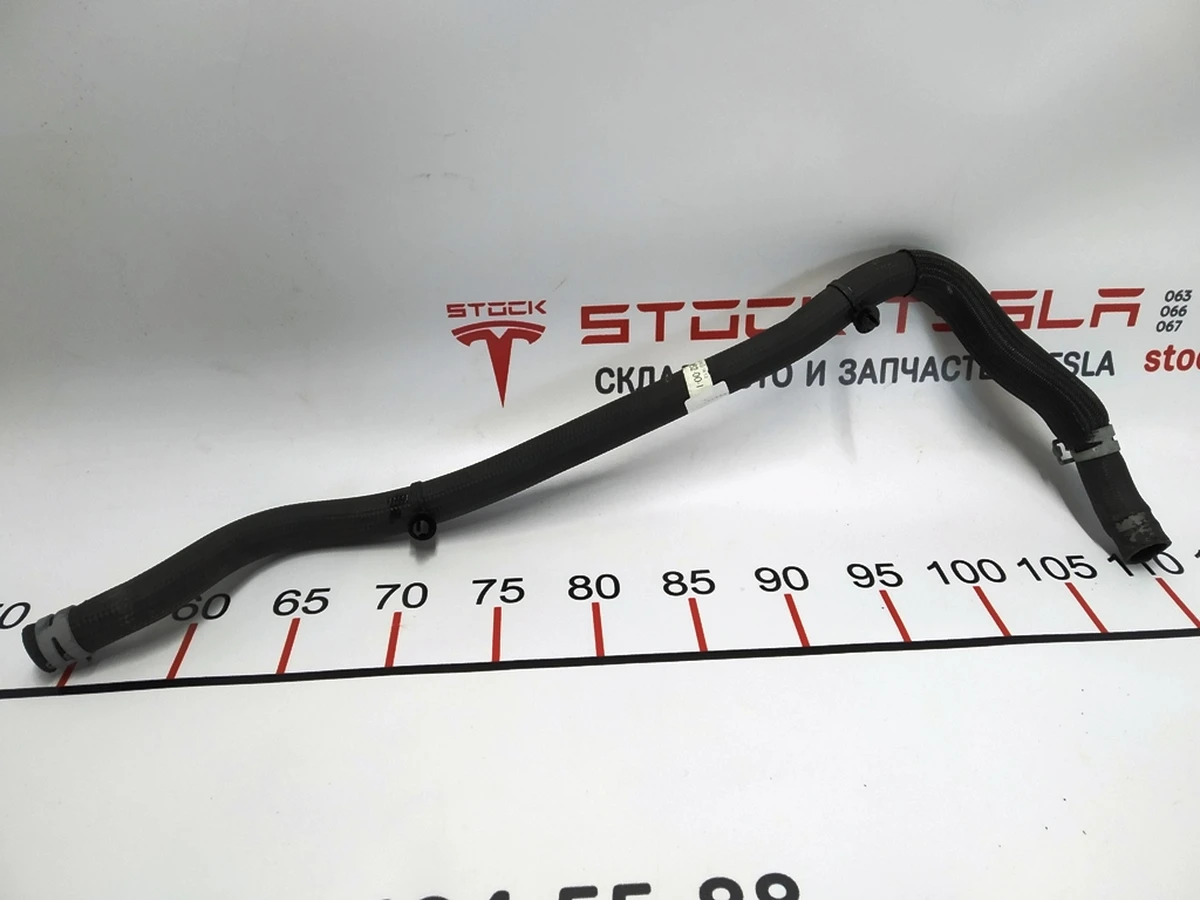 9 HOSE (PT), RAD TO 3WVLV, Tesla model X 1031462-00-I