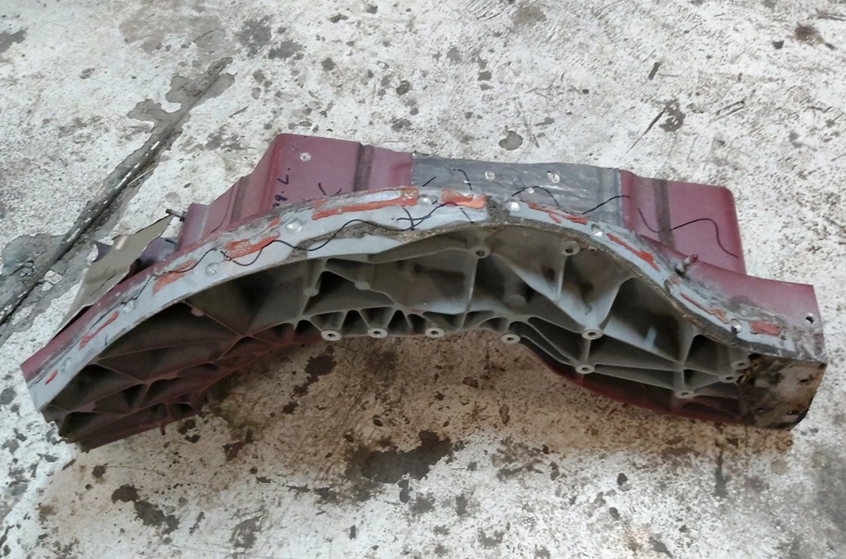 24 Rear Left Power Arm Quarter with Spar Socket RWD Tesla model S, model S REST 1035354-S0-A