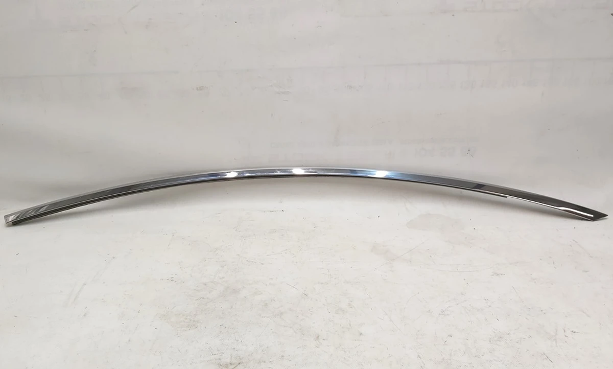 Молдинг кузова правый хромированный металл Tesla Model X 1032124-50-F