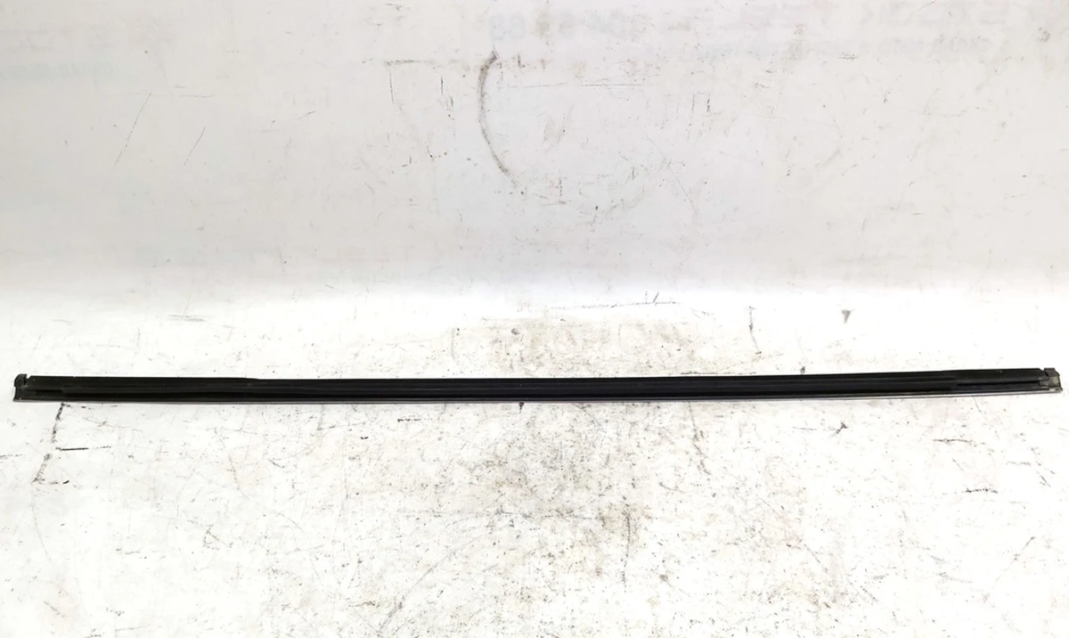 14 Молдинг наружный нижний двери задней левой хром Tesla model X 1032167-88-D