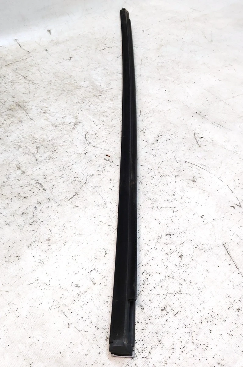 14 Молдинг наружный нижний двери задней левой хром Tesla model X 1032167-88-D