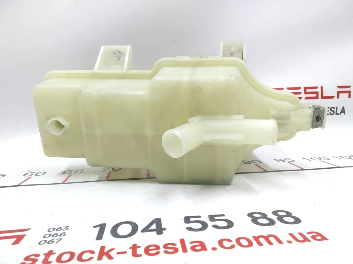 1 Расширительный бачок охлаждающей жидкости Tesla model S 1032227-00-A
