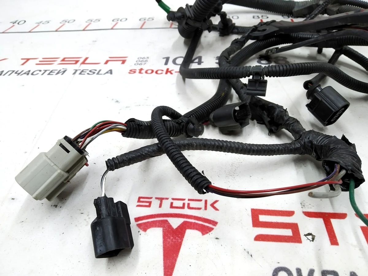 2 Wiring rear subframe AWD (air suspension) for parsing Tesla model X 1032448-02-G