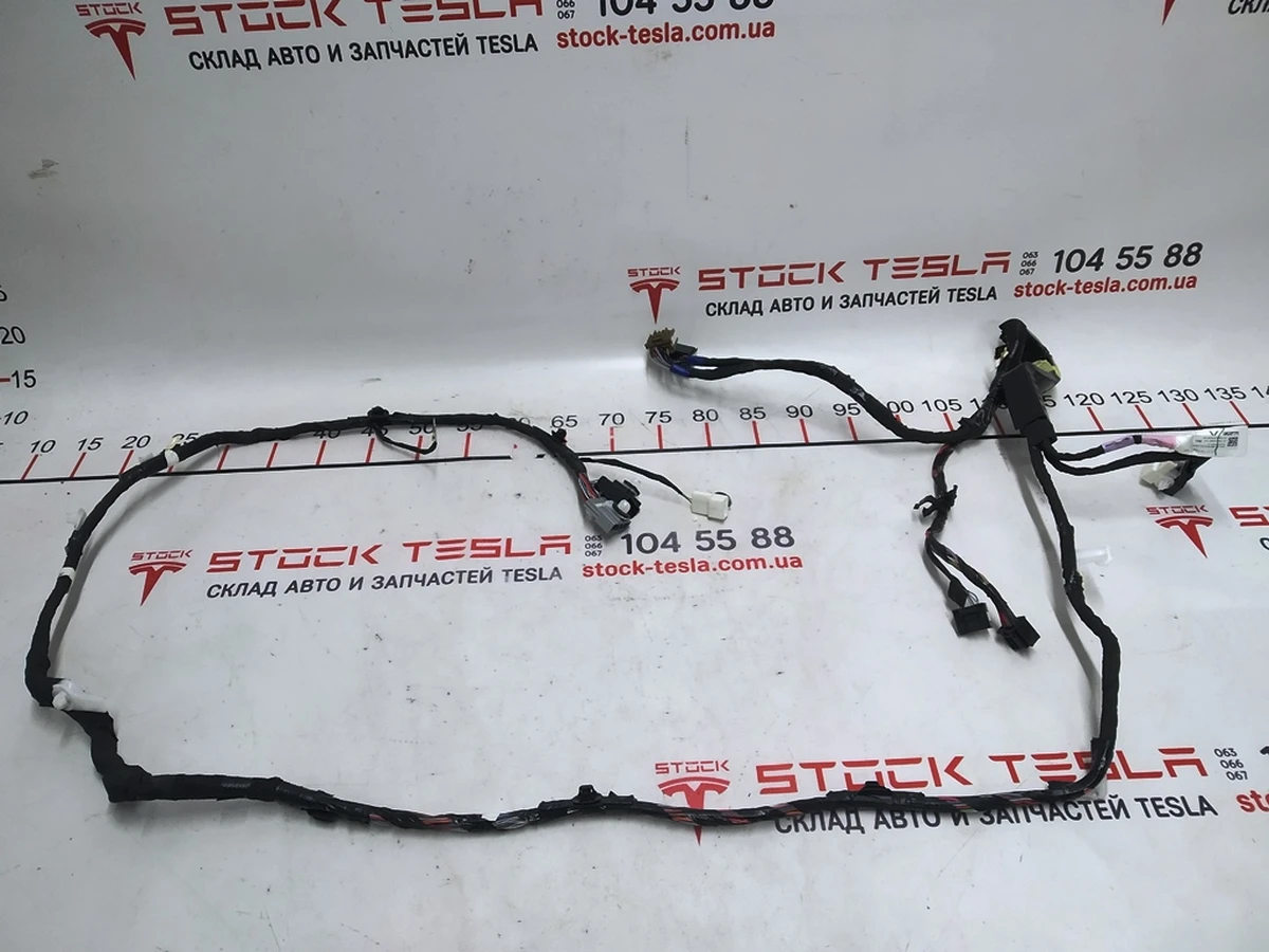 5 ASY,HRN,MDLX,ALL,REAR DOOR,UPPER,LH Tesla model X 1032881-00-F