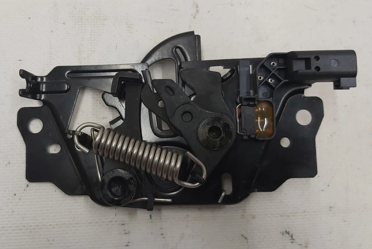 1 HOOD LATCH Tesla model S, model S REST, model X, model 3 1033011-00-G