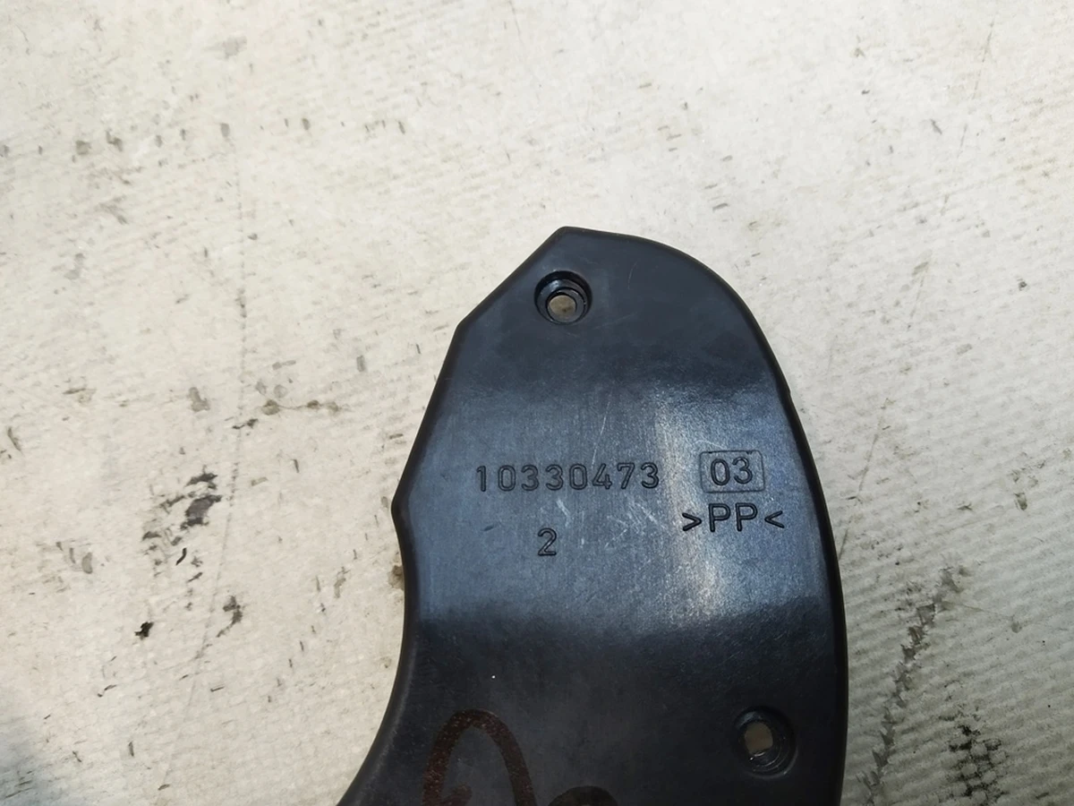 3 Крышка модуля управления рулевой колонкой без переключателей Tesla model 3 1097662-00