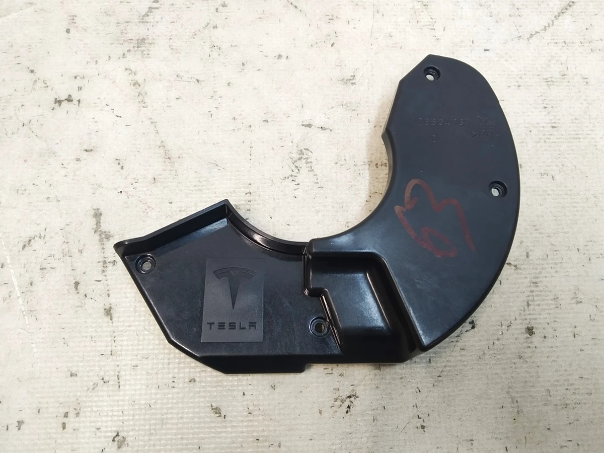 3 Крышка модуля управления рулевой колонкой без переключателей Tesla model 3 1097662-00