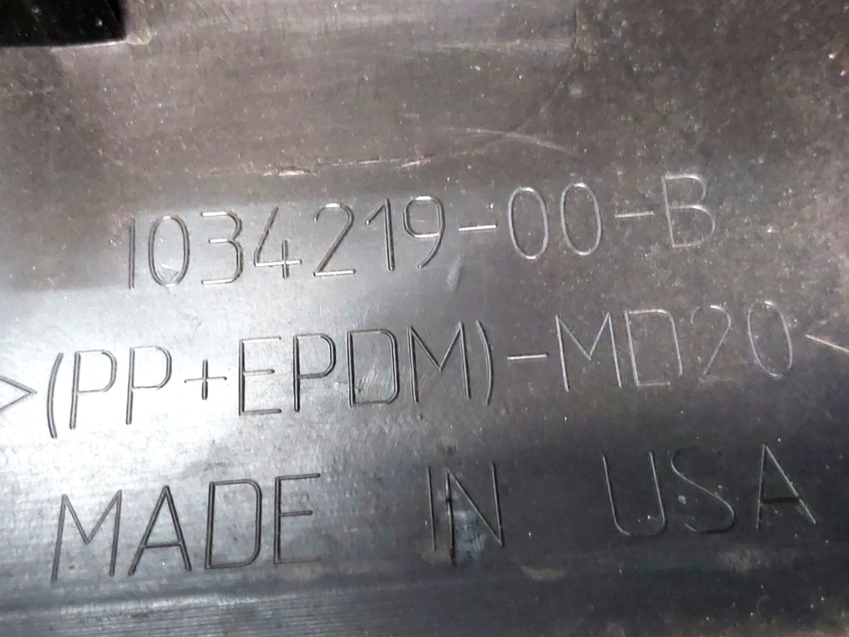 1 Накладка порога правая рокерная панель (структурная) с повреждениями Tesla model X 1035097-00-D