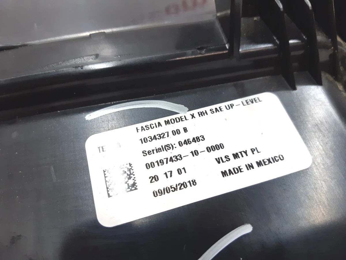 Фара правая UP-LEVEL Tesla model X 1034327-00-C