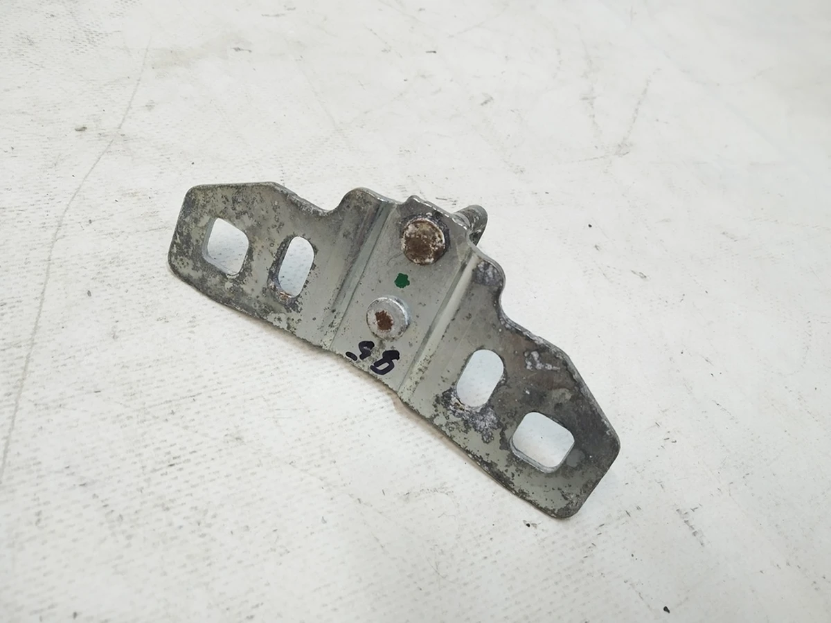 6 LATCH STRIKER, LIFTGATE, MDLX Tesla model X 1034482-00-A