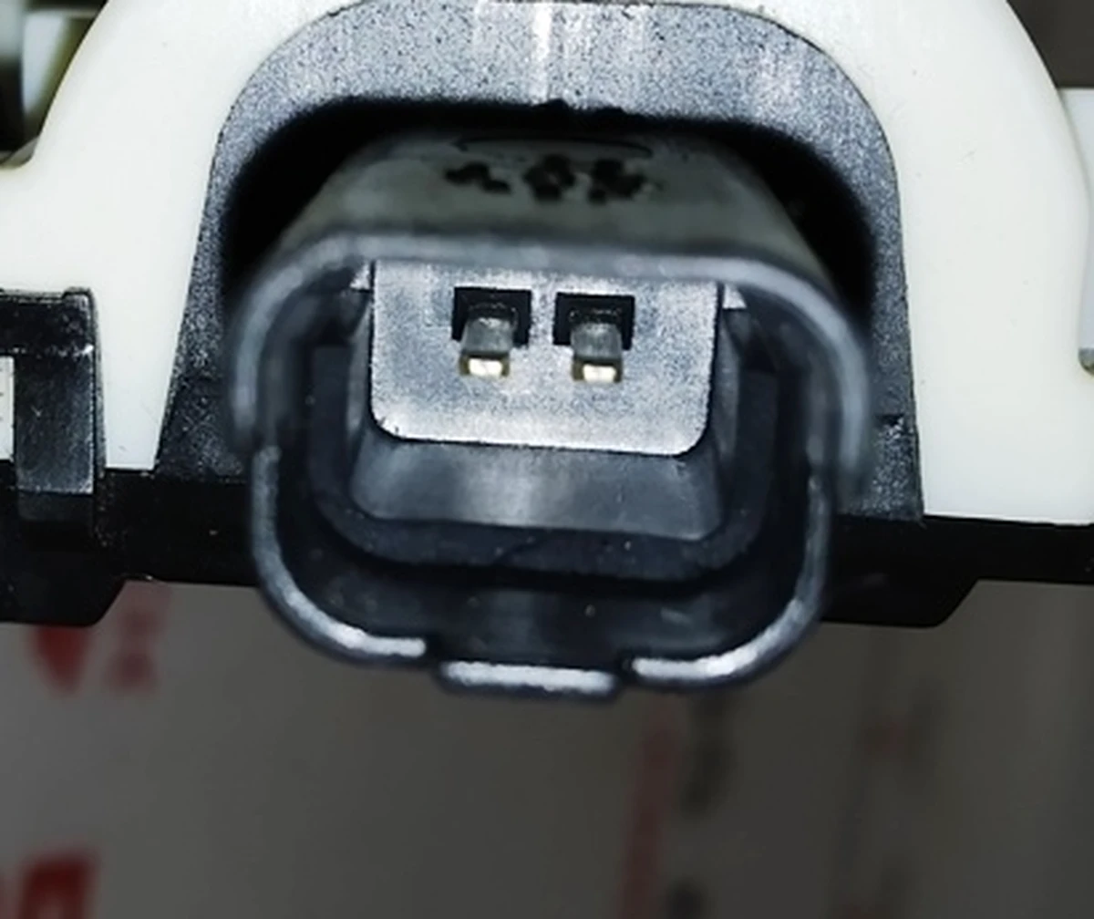 1 ACTUATOR, CINCHING, LIFTGATE Tesla model X 1034485-S0-C