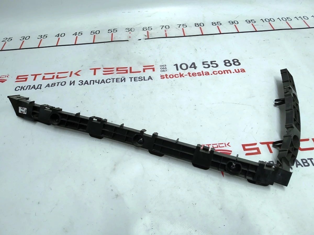 8 Кронштейн заднього лівого бампера з пошкодженням Tesla Model X, Model X Mar 2021 1034829-00-D