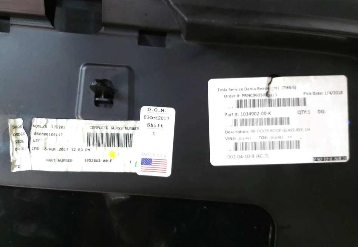 7 Стекло верхнее двери задней левой в сборе Tesla model X 1034902-00-N