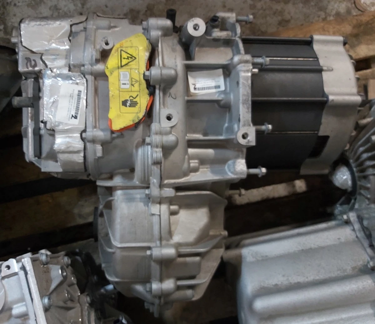 Мотор передний без теплообменника и кастрюли Tesla model S 1134783-00-J