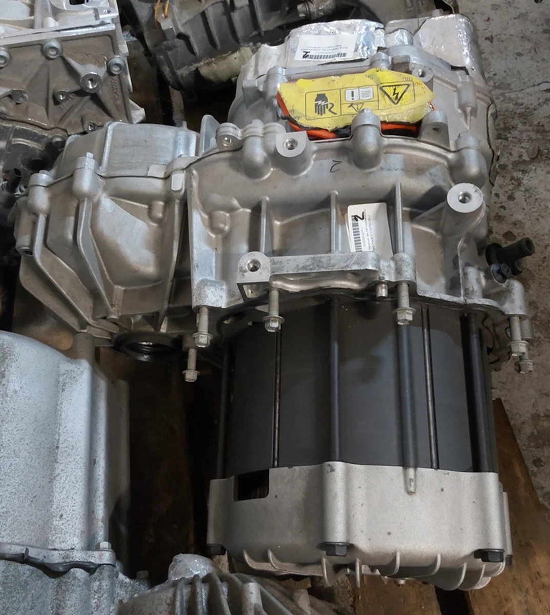 Мотор передний без теплообменника и кастрюли Tesla model S 1134783-00-J