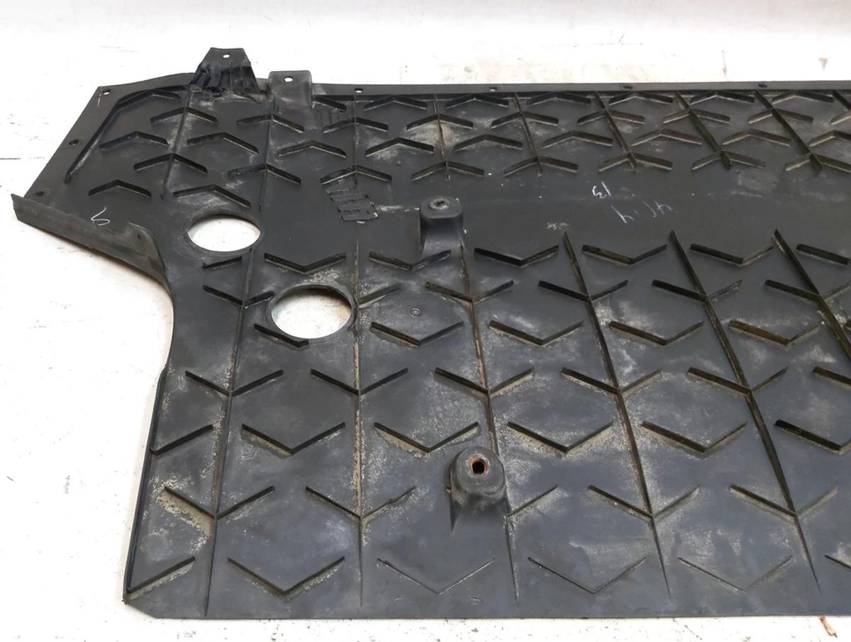 1 Защита днища передняя реставрирована Tesla Model X 1035158-00-D