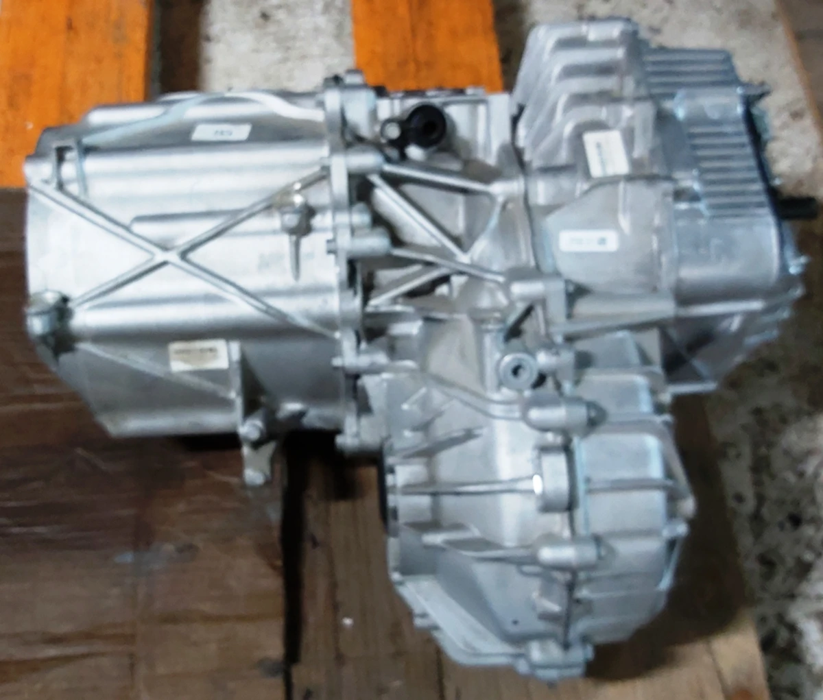 1 ASY,SDU,REMAN,FRONT,without heat exchanger Tesla model S REST, model X 1134783-01-J