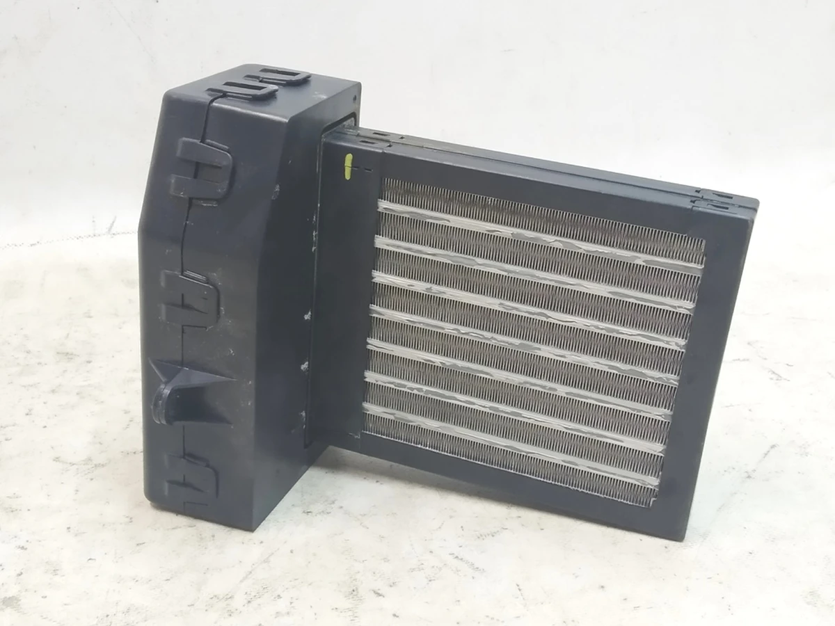 2 Элемент нагревательный печки задней Tesla Model X 1035327-00-E