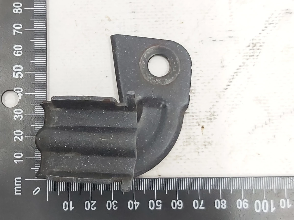 Кронштейн насоса системи охолодження Tesla model X 1035348-00-Z