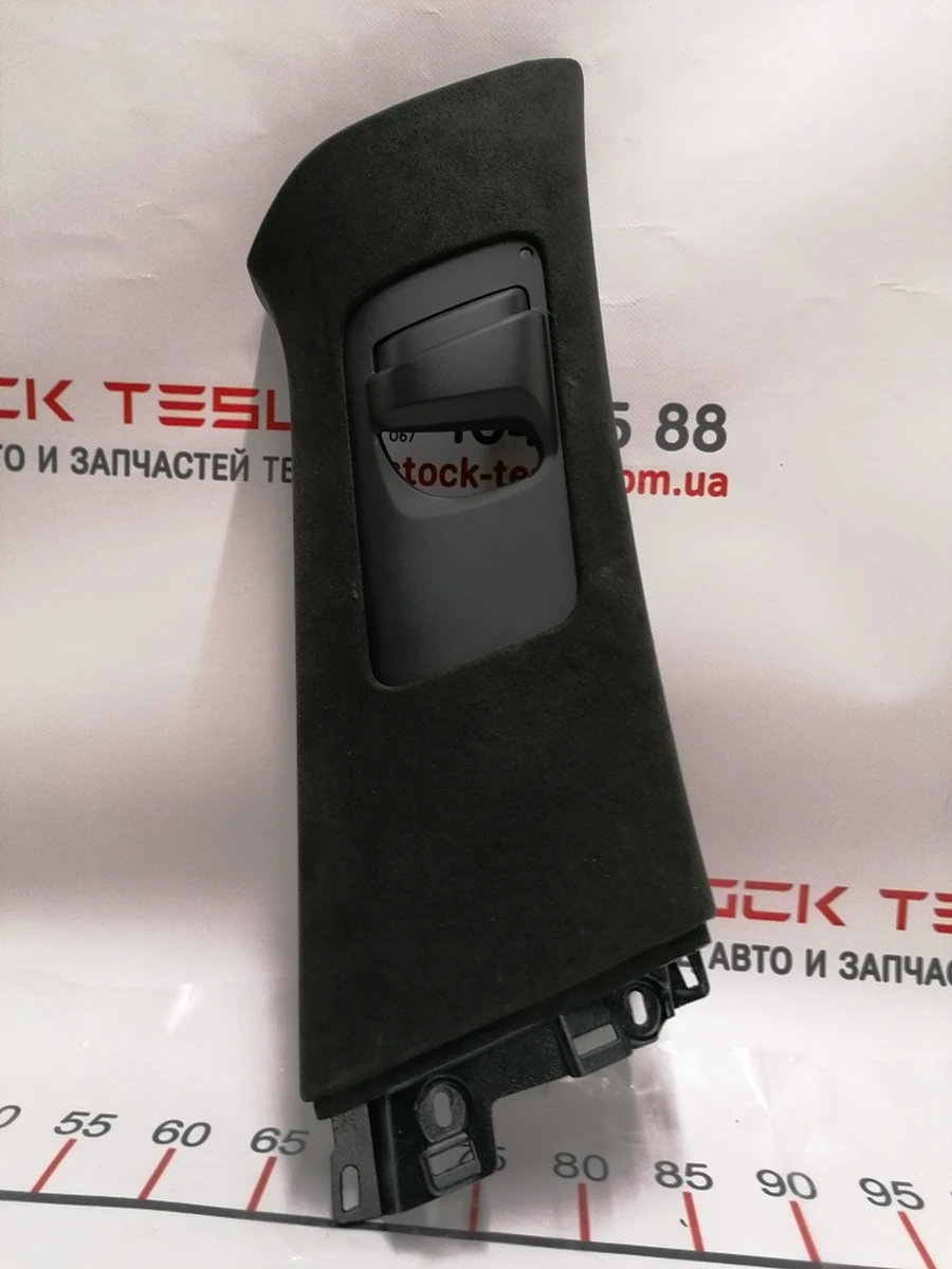 Assembly, B-PLR Upper, RH, ULTRASUEDE BLK Tesla Model X 1035954-06-I