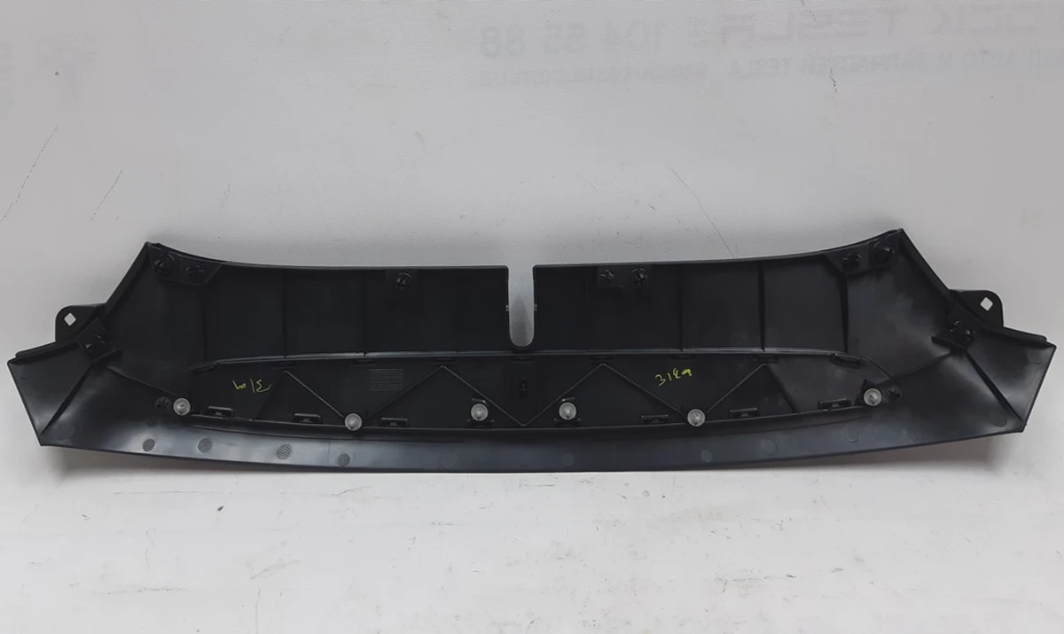1 Подкапотный пластик бокса передний NEW с клипсами Tesla model X 1036234-00-F