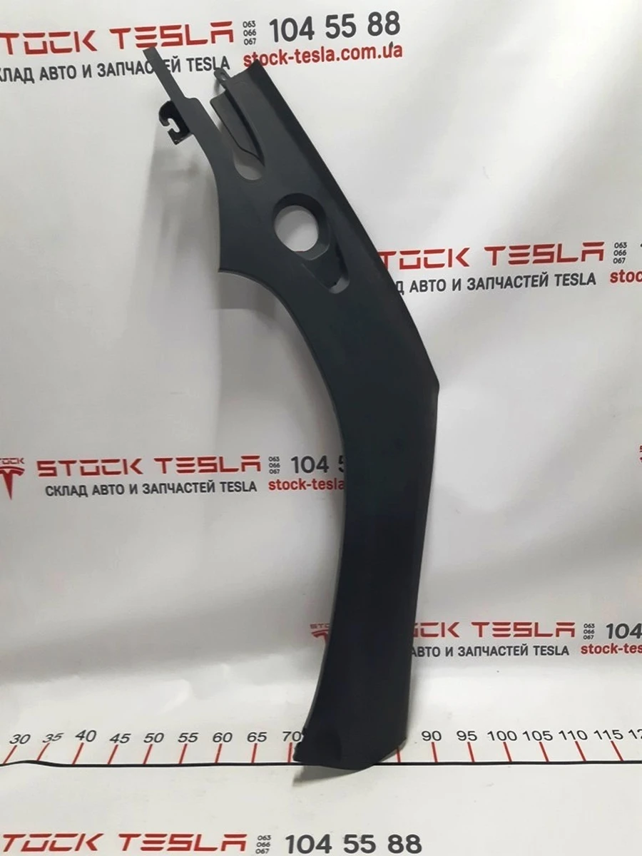 4 Подкапотный пластик бокса левый Tesla model X 1036236-00-G