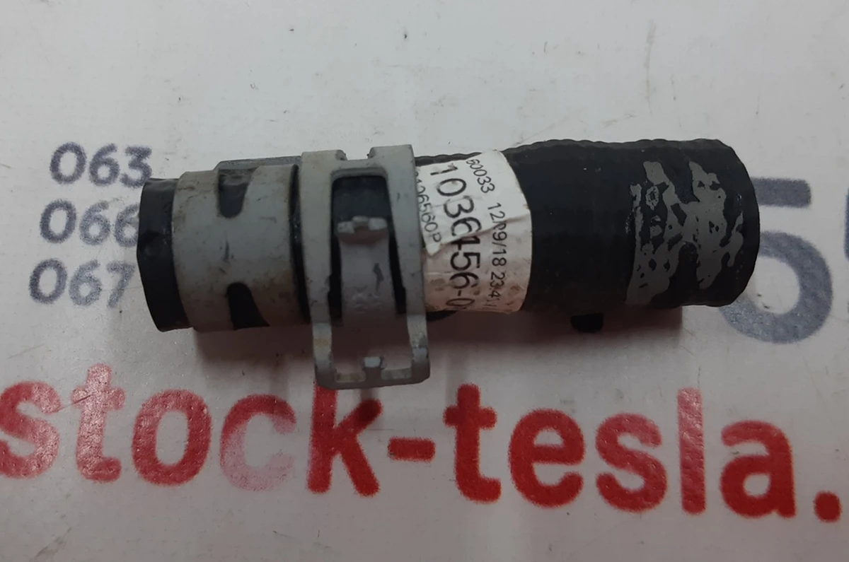 32 Шланг охлаждения соединитель 3-х/4-х ходовой клапан Tesla model X, model S REST 1036456-00-I