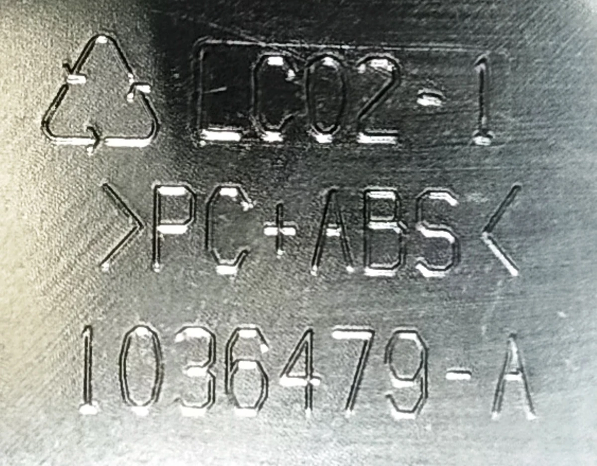 10 Хромована ручка (пластик) зовнішня передня/задня ліва Tesla model S, model S REST 1036479-00-B