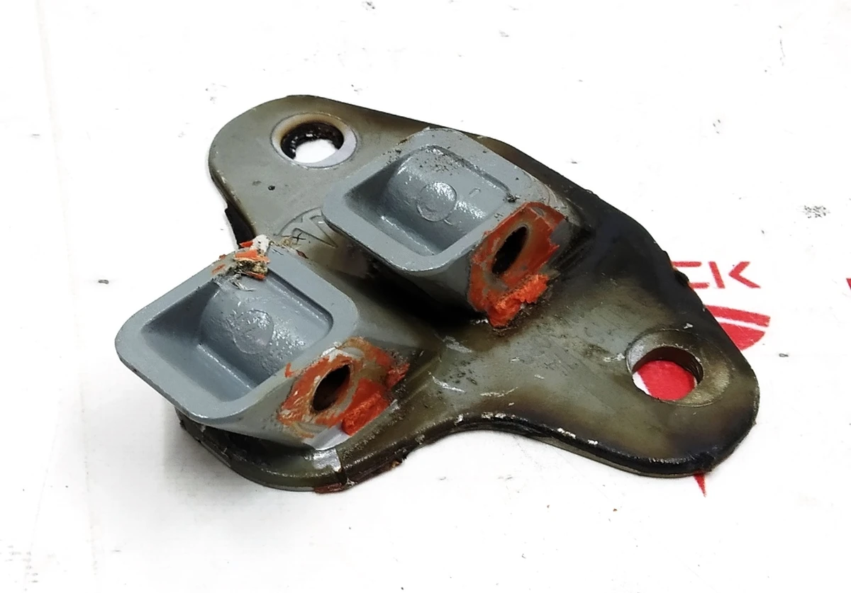 Чверть передня ліва/права кронштейн кріплення розпірної балки посилення лонжерону Tesla model X 1069430-S0-A