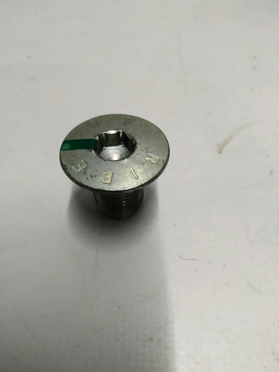 5 Болт кріплення рульового колеса Tesla all models 1036655-00-A