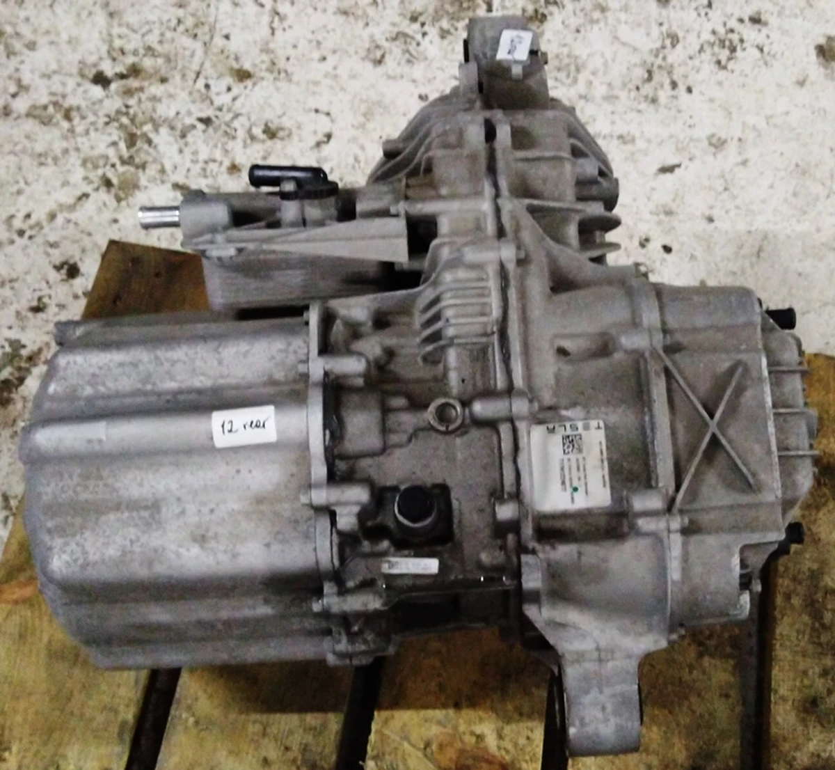 1 Мотор задний малый в сборе (без дифференциала) Tesla model S REST, model X 1037000-20-A