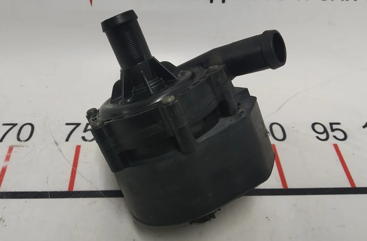 14 Насос охолоджувальної рідини FWD ISO 212* Tesla model X, model S REST 1037327-00-G