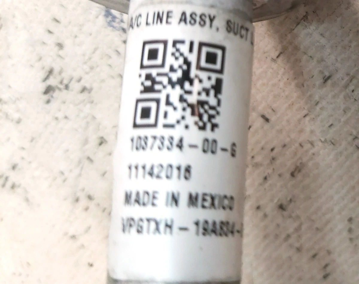 5 Трубка кондиціонера здвоєна Tesla model X 1037334-00-H