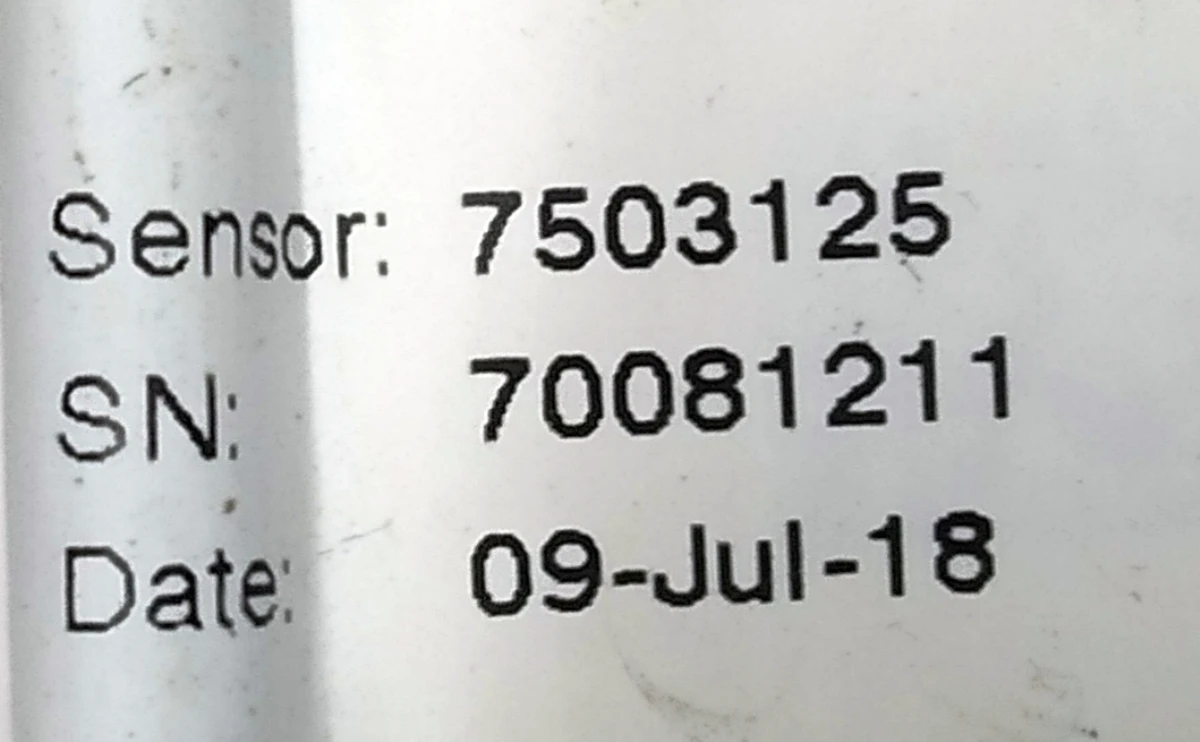 2 Панель із датчиком закриття задніх лівих дверей задня Tesla Model X 1037560-00-F