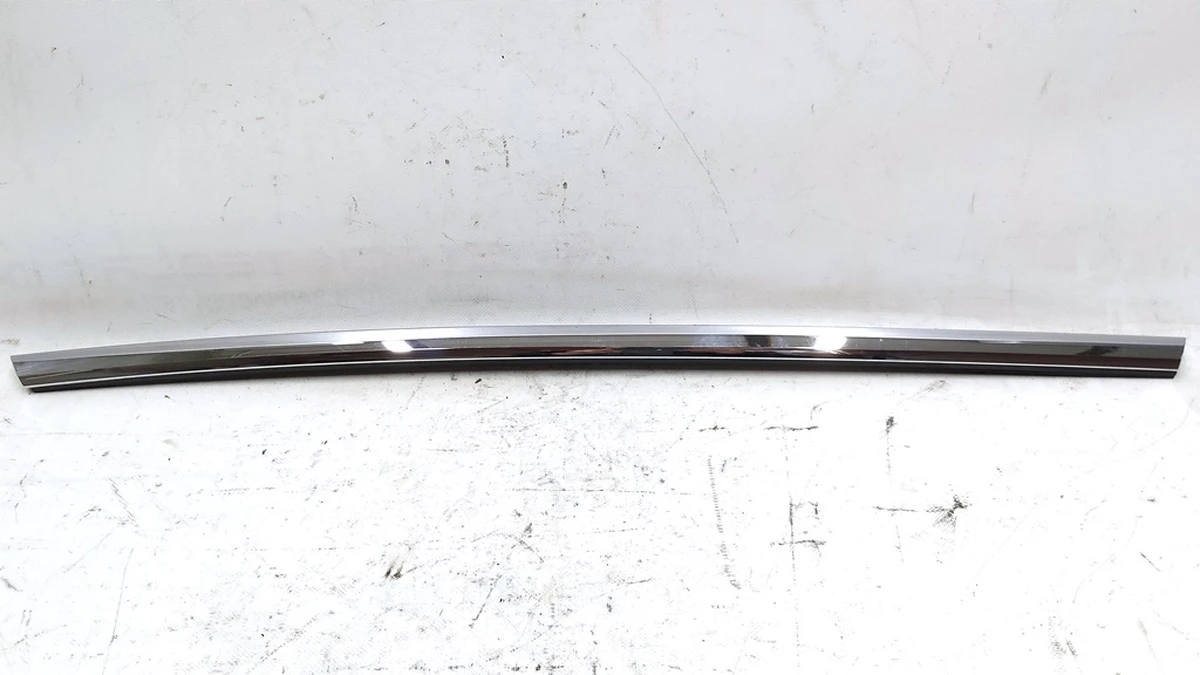4 Молдинг наружный двери задней левой хром с повреждением Tesla model S, model S REST 1038395-80-A